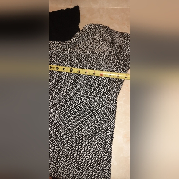 Karen Scott Black and White Knit Sweater - Picture 6 of 10